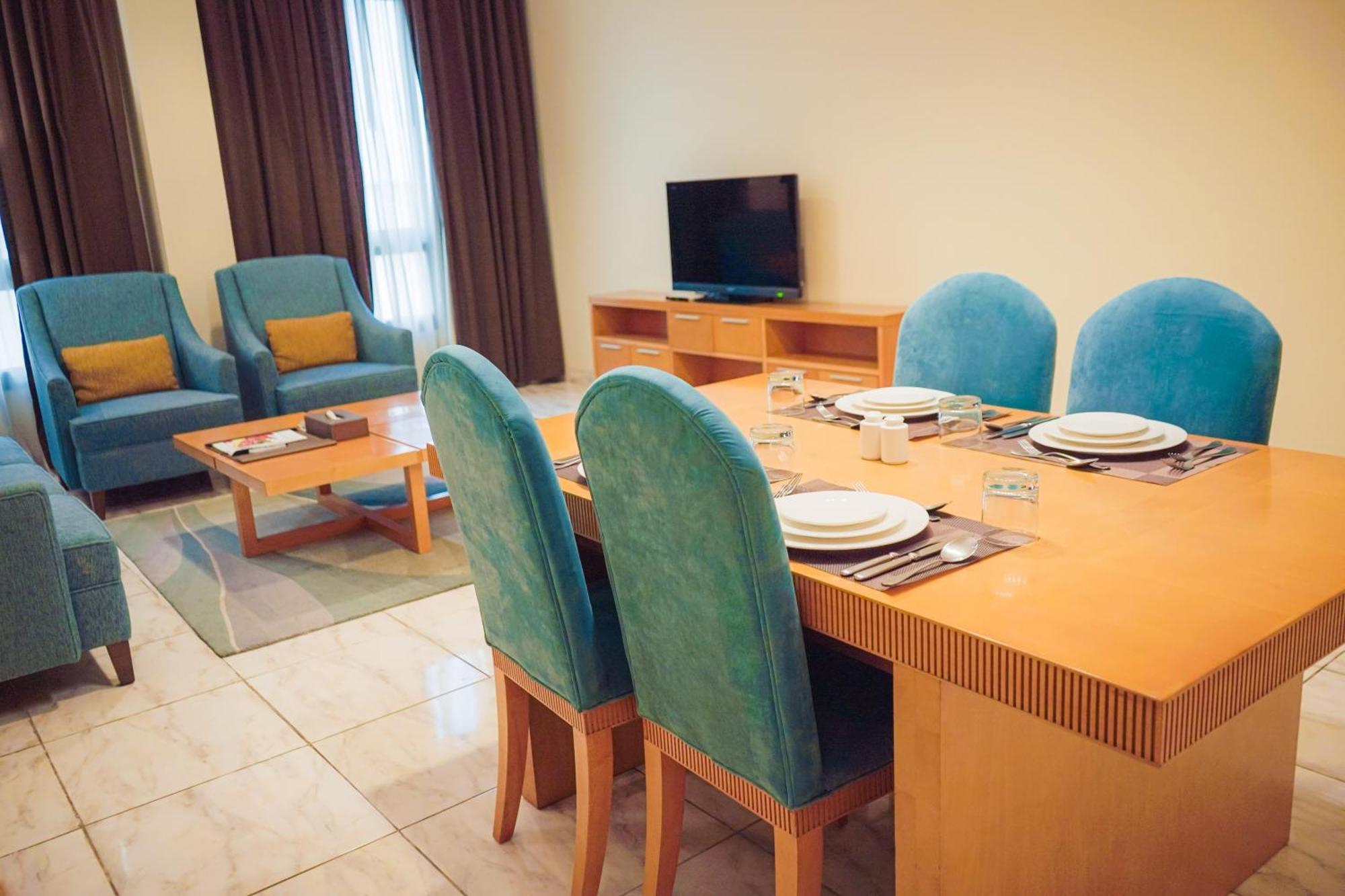 City Seasons Hotel & Suites Muscat Cameră foto