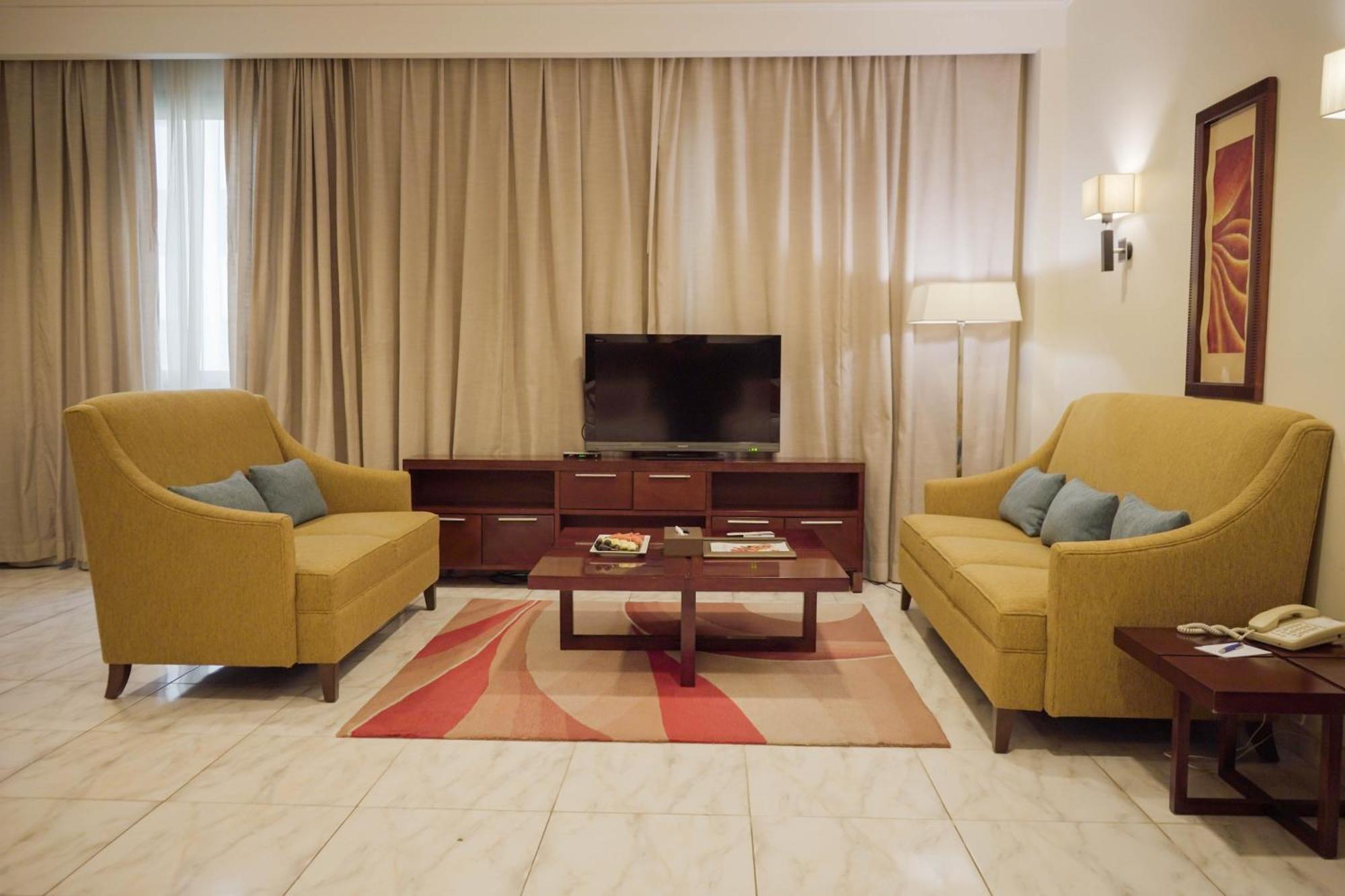 City Seasons Hotel & Suites Muscat Cameră foto